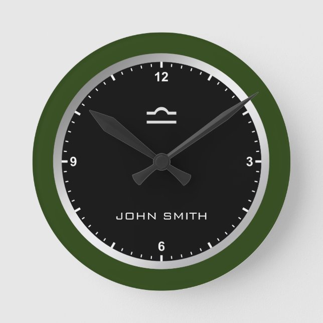 Elegant Mörk grönt Ram Zodiac Sign Namn Anpassning Rund Klocka (Framsida)