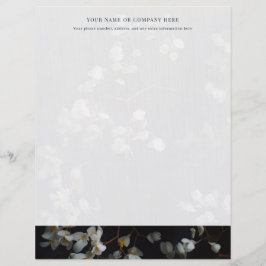 Elegant mörk och vit blomstermönstrad brevhuvud