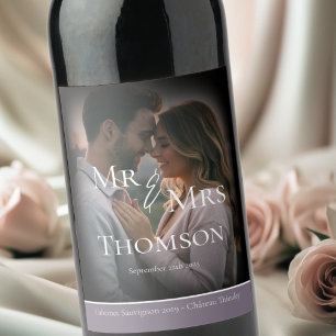 Elegant Mr & Mrs mörk lila vinterbröllop Vinflaska Etikett