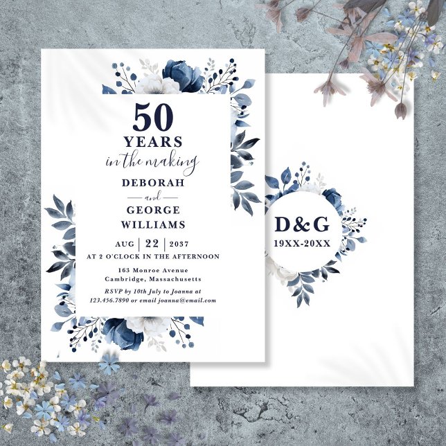 Elegant Navy 50-års bröllopsjubileum Monogram Inbjudningar (Chic Navy 50th Wedding Anniversary Monogram Invitation)