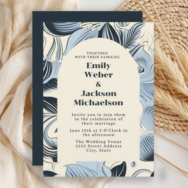 Elegant Navy Dusty Blue Arch Bröllop Inbjudningar (Navy blue, light lblue, and cream-colored retro style flowers wedding invitation)