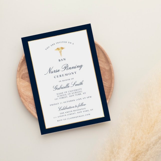 Elegant Navy & guld sköterska pinning ceremoni Inbjudningar (Skapare uppladdad)