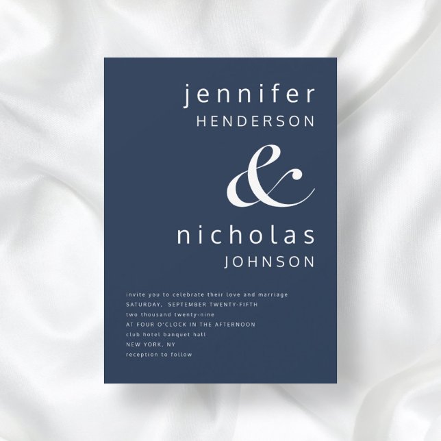 Elegant Navyblå Et-tecken Bröllop Inbjudningar (Front / Navy Blue Ampersand Minimalist Typography Wedding Invitation)