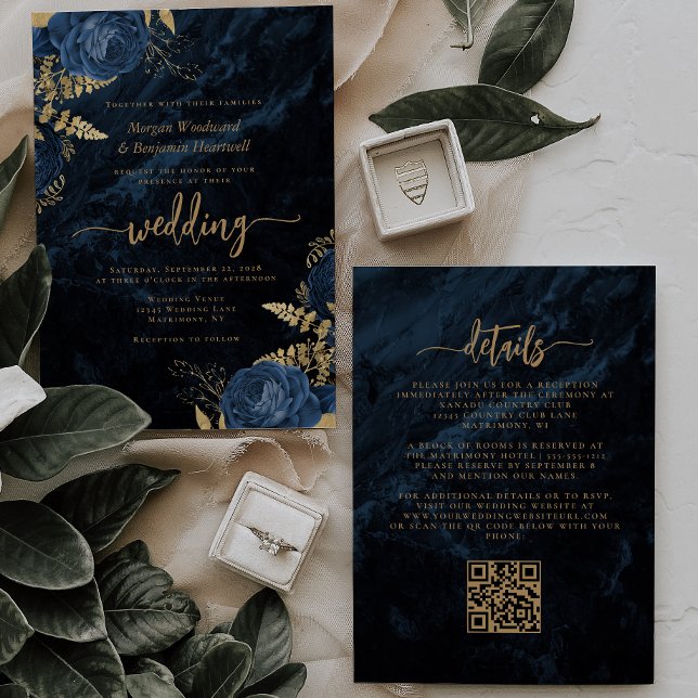 Elegant Navyblå Guld Blommig QR-kod Bröllop Inbjudningar (Skapare uppladdad)