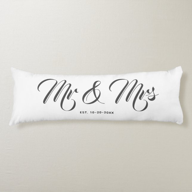 Elegant Newlyweds Mr och Mrs White Grått Script Kroppskudde (Framsidan)