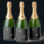 Elegant NOEL Guld Winter Berry Ram Black<br><div class="desc">Elegant faux blek guld ram adornerad med vinterbär grenar på klassisk svart färg bakgrund. Utformningsfunktioner,  formaterad fetstil,  NOEL,  malltext linjer för kort hälsning och namn.</div>