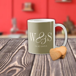 Elegant oliv grönt bröllop par kaffemugg