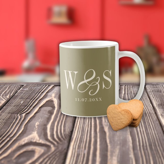 Elegant oliv grönt bröllop par kaffemugg (Skapare uppladdad)