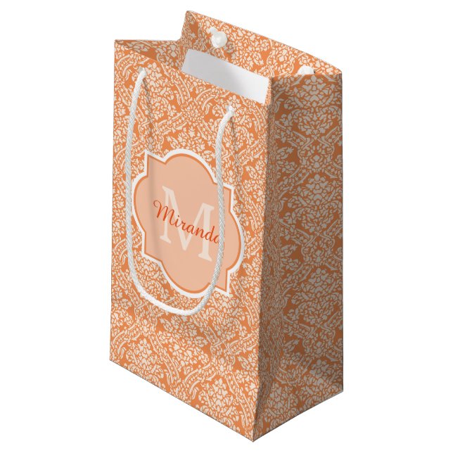 Elegant Orange Damask Mönster Monogram och Namn (Framsidan Vinklad)