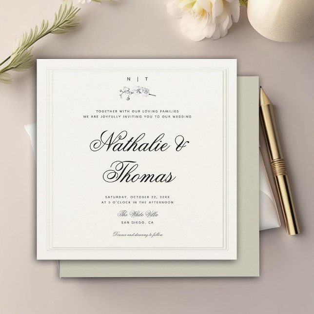 Elegant Orchid Vapensköld Faux Embossed Ecru Bröll Inbjudningar (elegant white orchids crest monograms wedding invitation modern classic all seasons winter summer )