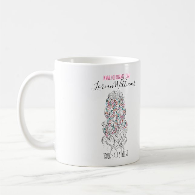 Elegant Pastel Bride Vågigt Blommigten Hair Stylin Kaffemugg (Vänster)