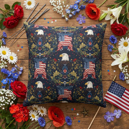 Elegant patriotisk havsörn och amerikansk flagga kudde