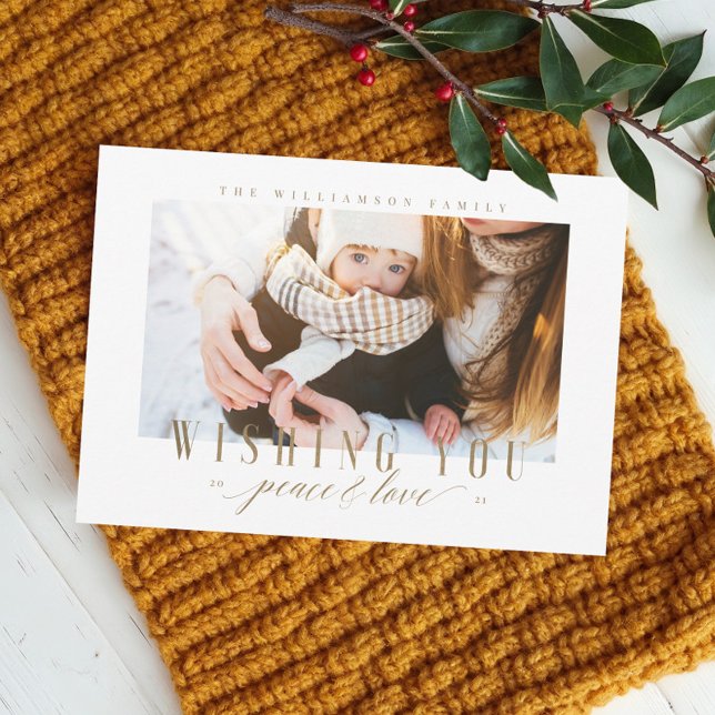 Elegant Peace & Kärlek Guld Typography Photo Julkort (Elegant Peace & Love Gold Typography Photo Holiday Card)