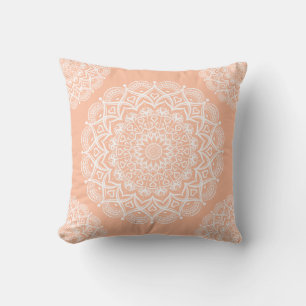 Elegant Peach Boho Mandala Kudde