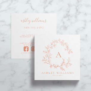 Elegant Peach Monogram Blommigt Vapensköld Profess Fyrkantigt Visitkort