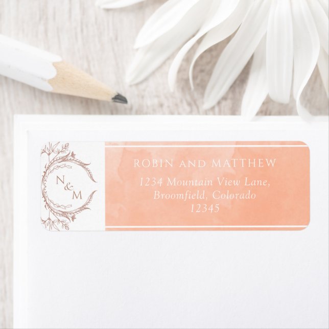 Elegant Peach Watercolor Monogram Returadress Etikett (Insitu)