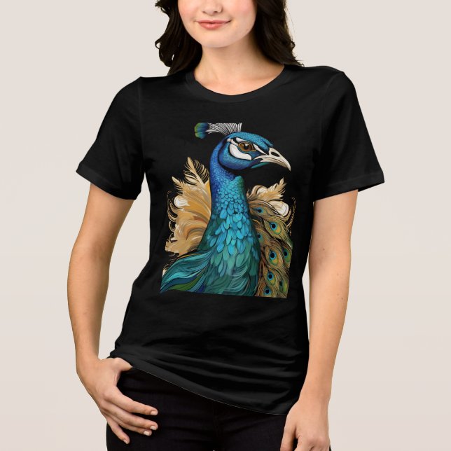 Elegant Peacock Close-Up – Women’s Artistic Tee (Framsida)