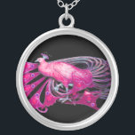 ELEGANT PEACOCK I ROSA, FUCHSIA OCH SVART SILVERPLÄTERAT HALSBAND<br><div class="desc">Färgstark och klassad design med ljusa 3D-stenar Digital grafisk design av Bulgan Lumini. Del från den nya samlingen ARCADIA .</div>