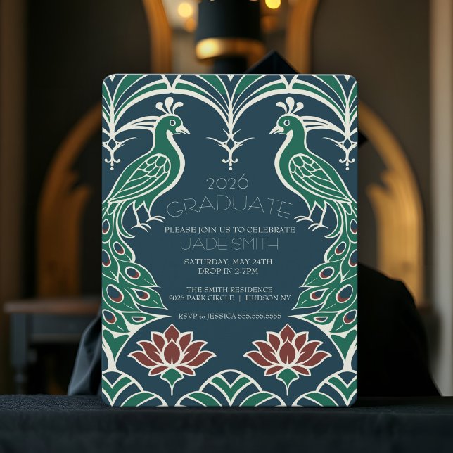 Elegant Peacock & Lotus Classy Art Deco Studenten Inbjudningar (Art deco graduation invitation with elegant peacock and lotus design, in dark rich blue green & red)