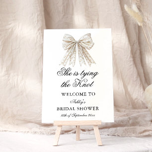 Elegant Pearl Bow... Hon tar över Knot Välkommen Poster