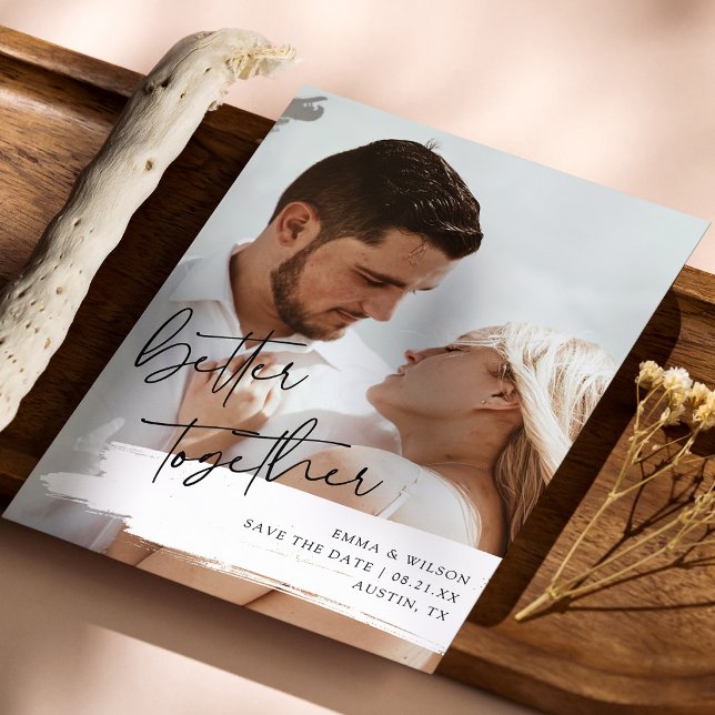 Elegant Penseldrag Foto Bröllop Spara Datumet (Elegant paint stroke photo wedding save the date mockup on wood with dried flowers)