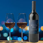 Elegant Pension Party marinblått Guld-agens Vinflaska Etikett<br><div class="desc">Elegant marinblått och guld agate dekorerar båda sidor av detta moderna pension party vin-märke. Chic och snyggt vin för en pensionär som ska firas av vänner och familj i slutet av deras karriär.</div>