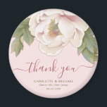 Elegant  Peony Blommigt Tack Wedding Favor Magnet<br><div class="desc">Eleganten Peony Blommigt Tack Wedding Favor har blommor med vattenfärg och modernt skript, mot en subtil bakgrund av mjuk rosa, som tillför en mjuk kontrast och förbättrar deras skönhet och elegans. ♥ Visa samlingen på den här sidan för att hitta matchande produkter. ♥ Anpassa den med texten med hjälp av...</div>
