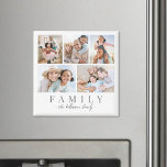 Elegant Personlig Family Photo Collage Magnet<br><div class="desc">Personlig "Familj"-kvadratmagnet. Denna enkla och meningsfulla kvadratiska magnet är ett underbart sätt att fira dina kära. Utformningen har plats för fem favoritfoton, där "Familj" visas under ett klassiskt serif-teckensnitt. Under den visas din familj namn i mjukt skript. Båda linjerna kan ändras till den spelar ingen roll du vill ha. Om...</div>