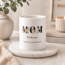 Elegant personlig mormugg med blommotiv