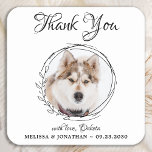 Elegant Pet Photo Tack Hund Bröllop Underlägg Papper Kvadrat<br><div class="desc">Tack för att fira mina människor! Lägg till den avslutande beröringen till bröllop med den här söta anpassningsbarna fotot på bröllop underlägg. Perfekt till bröllop efter party och mottagning, och som bröllopsförmån för dina gäster. Anpassa fotot hund bröllop underlägg med ditt favoritfoto från bröllop, hund av hederfoto eller ditt nyskapade...</div>