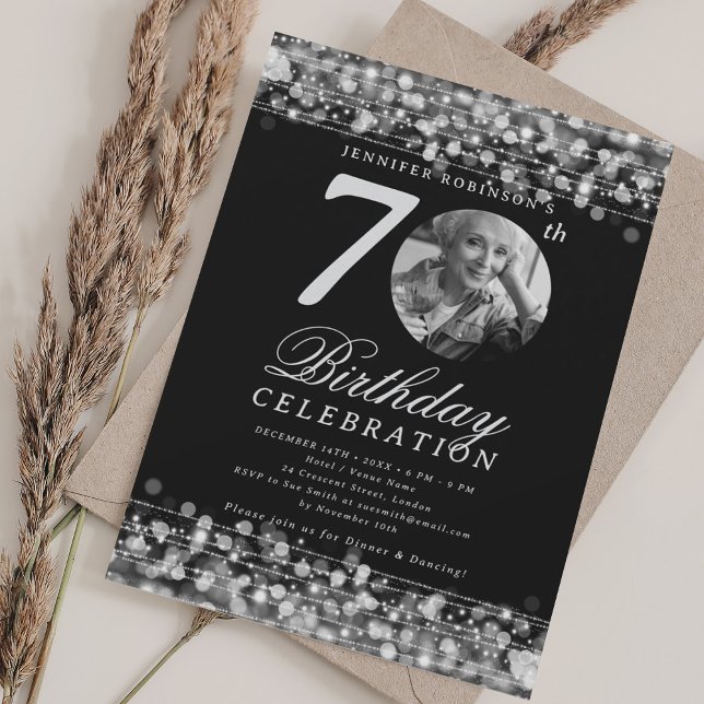 Elegant Photo 70:e Födelsedagsfesten Silver Ljus Inbjudningar (Elegant Photo 70th Birthday Party Silver Lights Invitation)