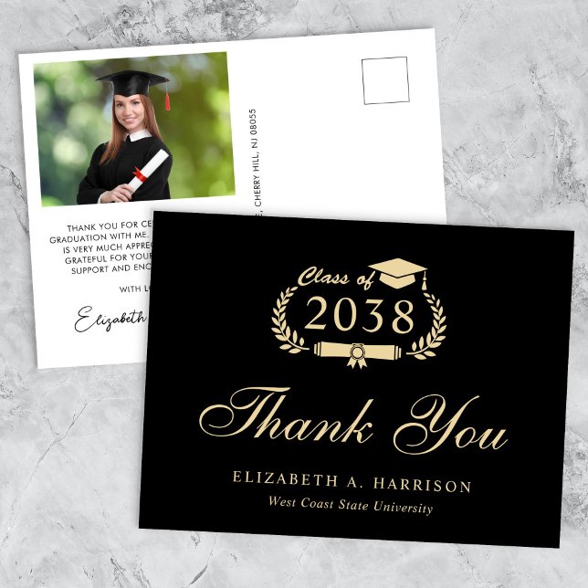 Elegant Photo Black Guld Studenten Tack Vykort (An elegant photo graduation thank you card to show gratitude to friends and family for their support)