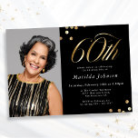 Elegant Photo Black och Guld 60:e födelsedag Inbjudningar<br><div class="desc">Elegant Photo Black och Guld 60:e födelsedagsinbjudan. Denna utformning omfattar ett svart och guld-minimalistiskt tema som överlämnar modern elegans. Inbjudan har en slimmad svart bakgrund som ger en sofistikerad arbetsyta för opulenta accenter från guld. Modern snyggt-typografi är i centrum, med serif typsnitt, som skapar ett slående och elegant utseende. Layouten...</div>