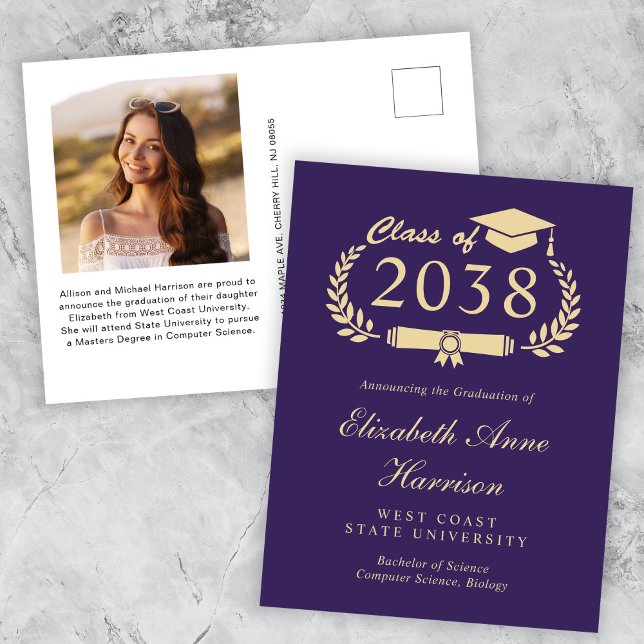 Elegant Photo Lila Guld Studenten meddelande om Vykort (An elegant college graduation announcement to celebrate the graduate's achievements)