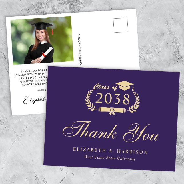 Elegant Photo Lila Guld Studenten Tack Vykort (An elegant photo graduation thank you card to show gratitude to friends and family for their support)