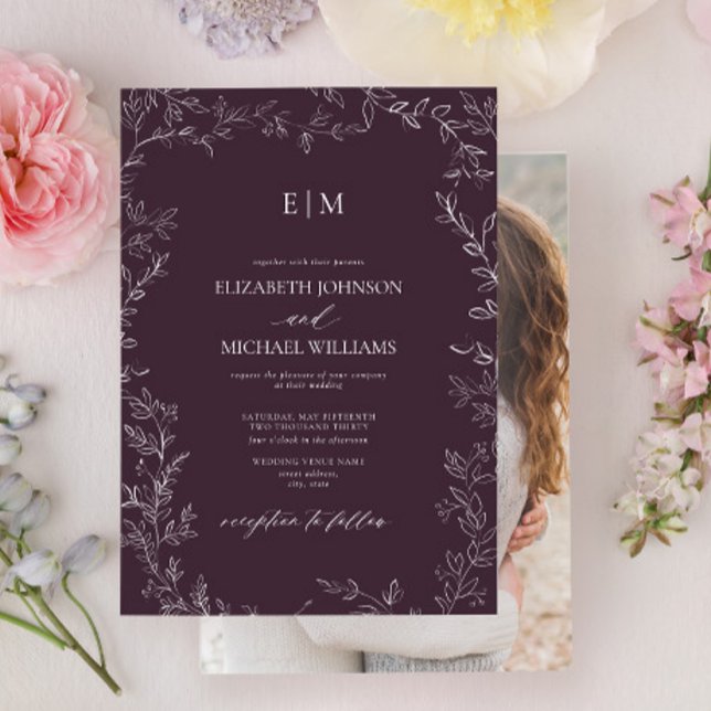 Elegant Plum Lila Löv Photo Monogram Bröllop Inbjudningar (Skapare uppladdad)