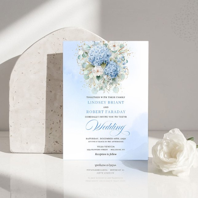 Elegant Pulverblå Hydrangea Blommig Bröllopsinbjud Inbjudningar (Chic Powder Blue Hydrangea Floral Wedding Invite)