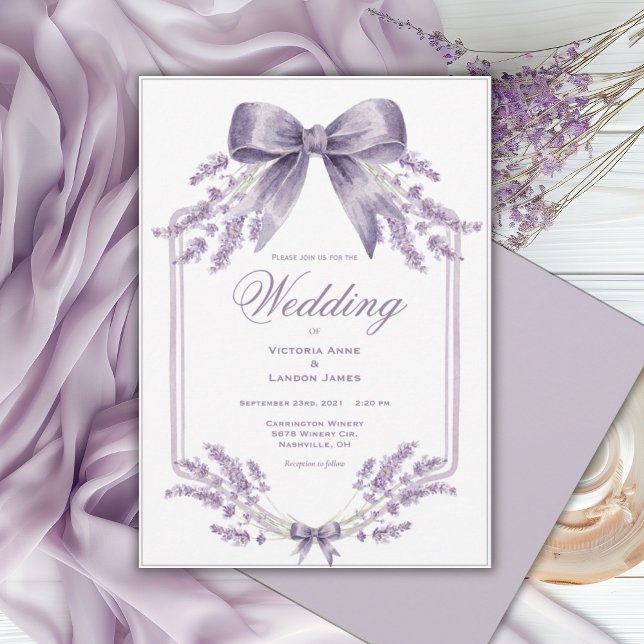 Elegant Purple Floral & Bow Wedding Invitation Inbjudningar (Skapare uppladdad)