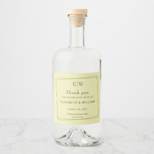 Elegant ram på Celestial Yellow Monogram Bröllop Spritflaskor Etikett