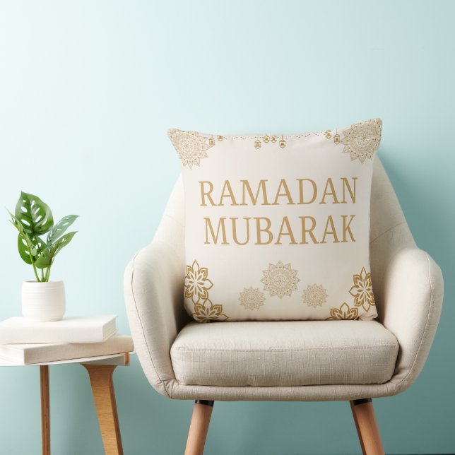 Elegant Ramadan Mubarak Throw Pillow Kudde (Stol)