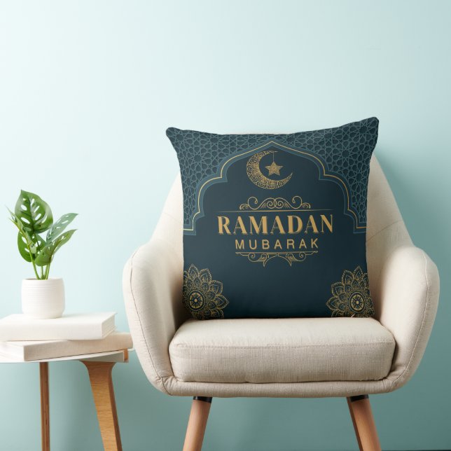 Elegant Ramadan Mubarak Throw Pillow Kudde (Stol)