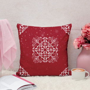 Elegant Red and White Ornament Dekorativ kudde