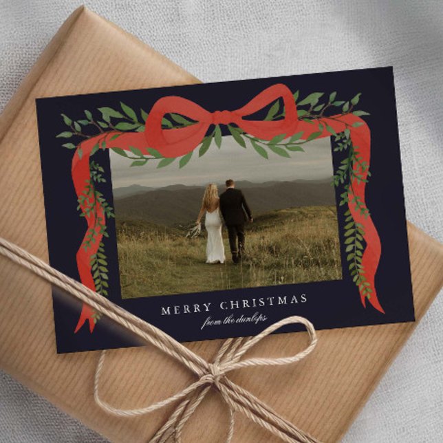 Elegant Red Bow med Greenery Photo jul Julkort (Elegant red bows and greenery photo Christmas holiday cards.)