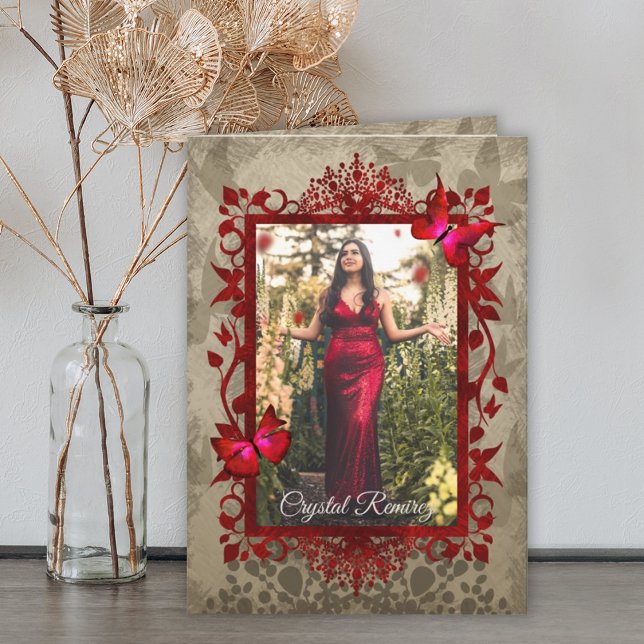 Elegant Red Butterfly Quinceanera-inbjudan Kort (Beige and red quinceanera invitation, antique ornate decorative red frame, red butterflies folded)