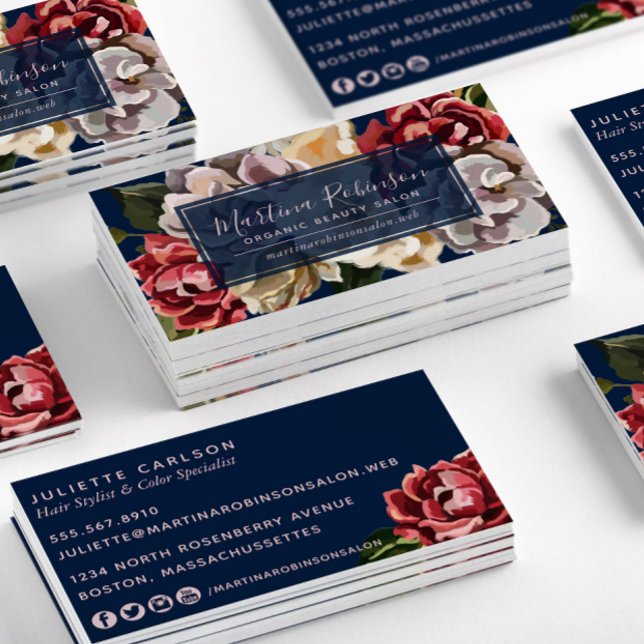 Elegant Red Cream Flowers on Navy Blue Visitkort (Skapare uppladdad)