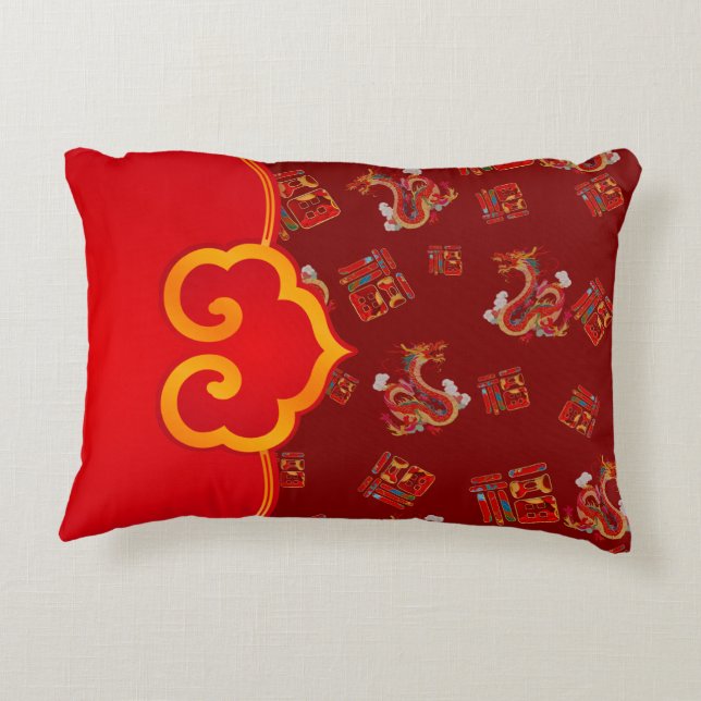 Elegant Red Dragon Chinese New Year Lucky Symbol 福 Prydnadskudde (Baksidan)