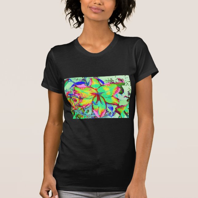 Elegant retro boho abstrakt grönt rosa blommigt t-shirt (Framsida)