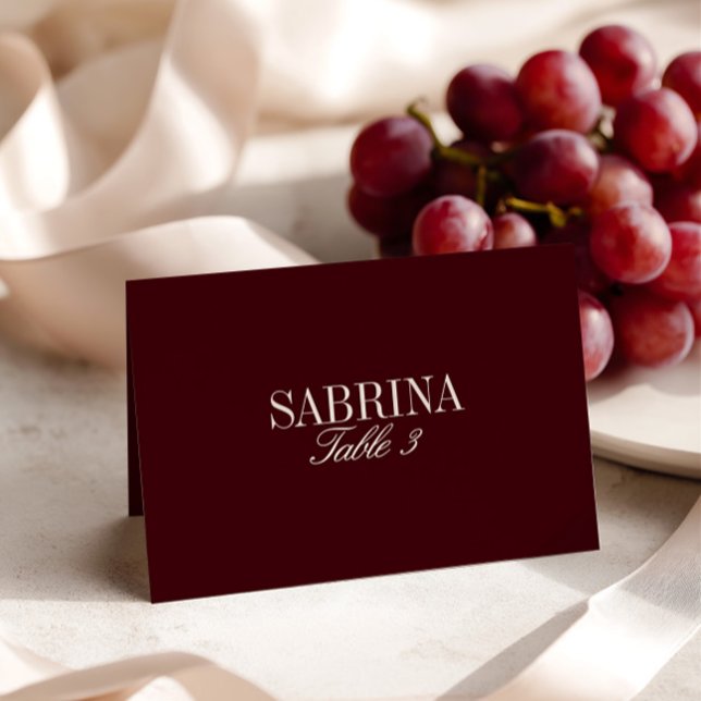 Elegant Retro Burgunderröd Platskort för Bröllop Bordsnummer (Elegant Retro Burgundy Wedding Place Card)