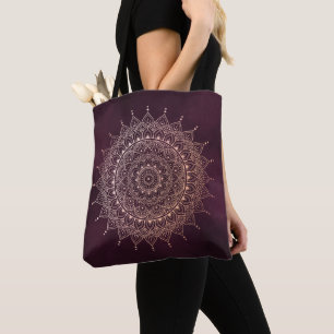 Elegant Ro Guld om Burgundy Blommigt Henna Mandala Tygkasse