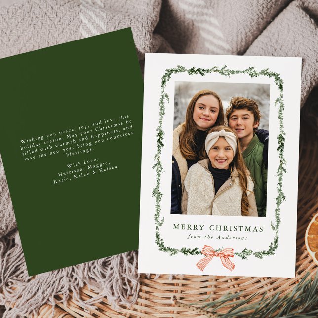 Elegant röd båge grönska girlang foto julkort (Skapare uppladdad)